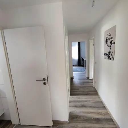 Inviting Apartmemt In Koenigswinter With Terrace 아파트 *