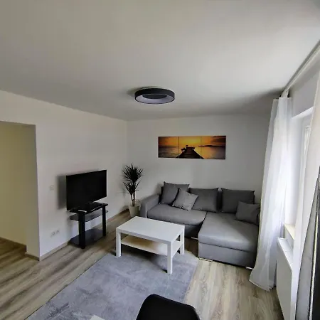 Inviting Apartmemt In Koenigswinter With Terrace 아파트 *